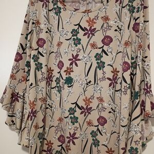 Amana Womens Size XL Stretchy Flared Sleeves Shirt